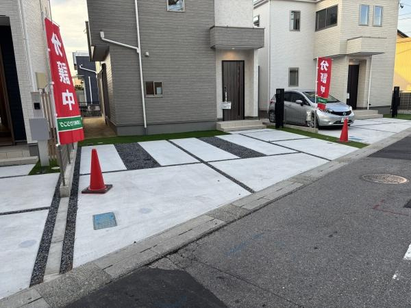 岡崎市矢作町　全3棟・2号棟の駐車場|広々２台駐車できます！