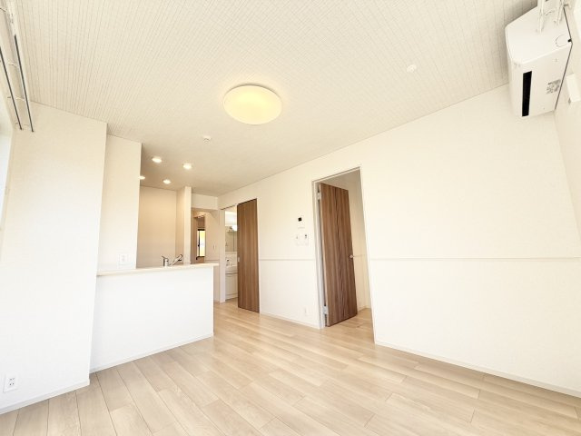 ヒカルサ千葉犢橋の浴室