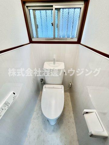 出来島2丁目一戸建のトイレ