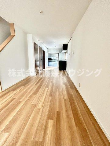 出来島2丁目一戸建の居間・リビング