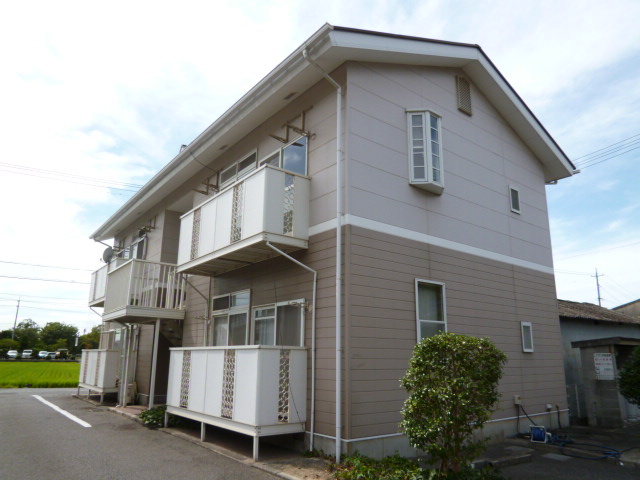倉敷市福田町古新田のアパートの外観