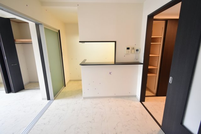 クラルテ甲子園の居間・リビング