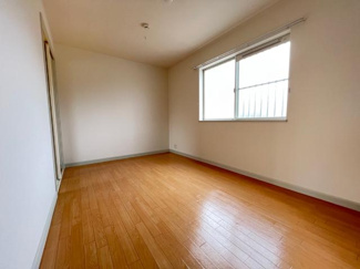 【寝室】 | サンコート | 寝室