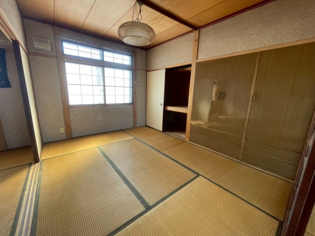 新栄町20-8戸建の和室