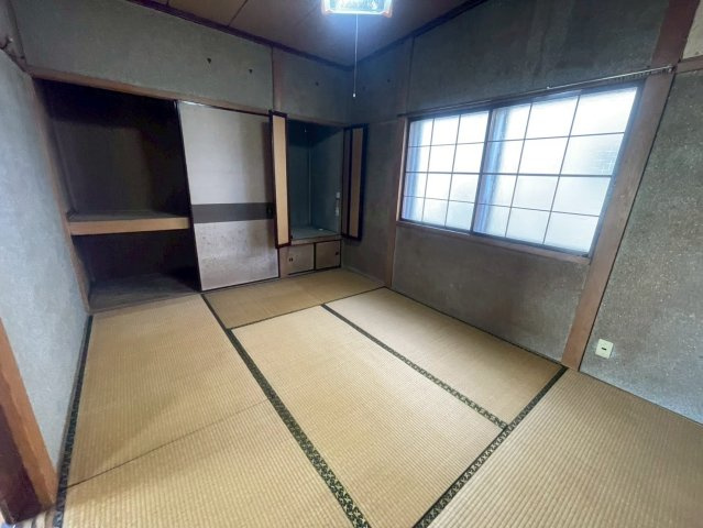 新栄町20-8戸建の和室