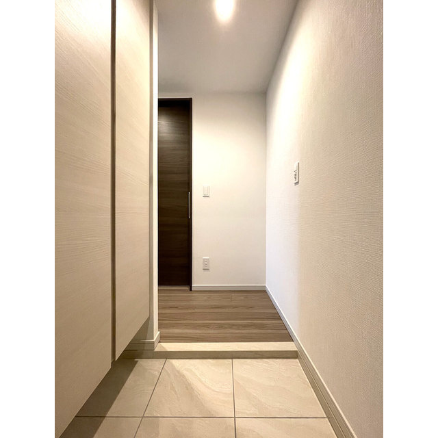 アジュールテラス目黒祐天寺の玄関