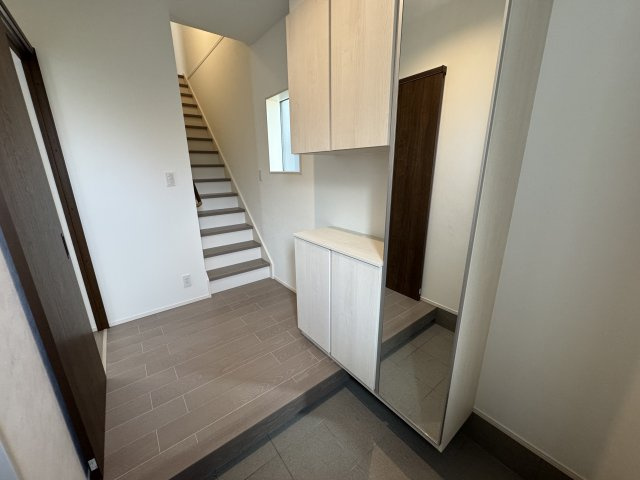 笠岡市入江売家の玄関