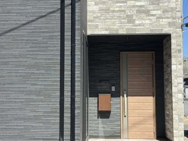 笠岡市入江売家の外観