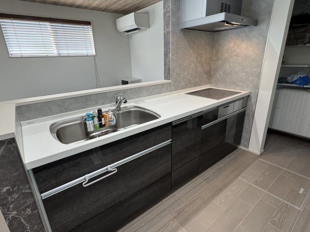 笠岡市入江売家のキッチン