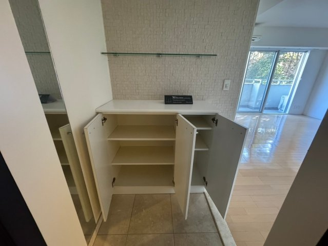 豊中市西泉丘３丁目の賃貸マンションの設備