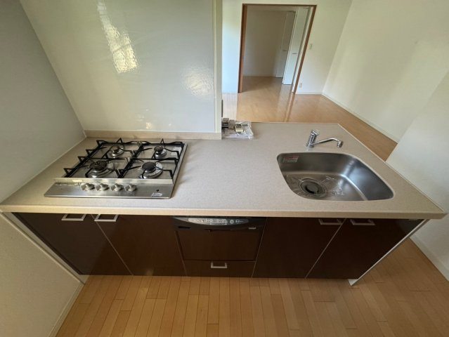 豊中市西泉丘３丁目の賃貸マンションのキッチン