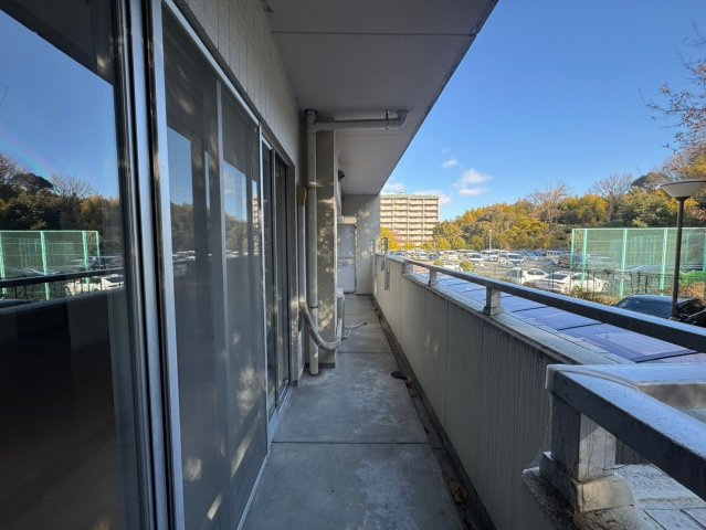 豊中市西泉丘３丁目の賃貸マンションのバルコニー