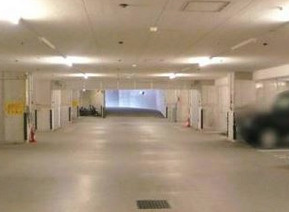 KDX代官山レジデンスの駐車場