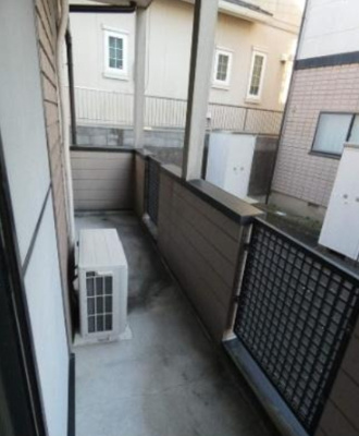 【バルコニー】 | ラ・ファミーユⅠ