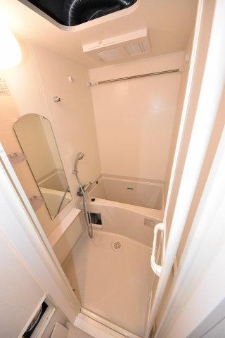 プレサンス立売堀ベルヴィルの浴室