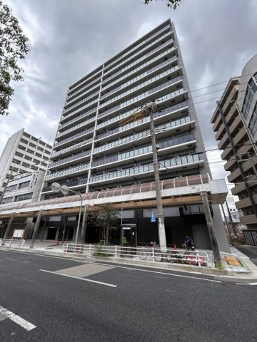 GENOVIA神戸湊川公園の外観