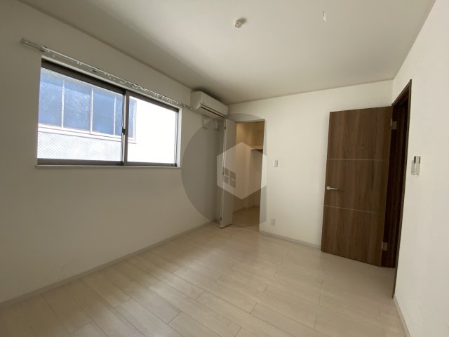 ソフテイルSIXの寝室