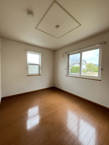 ｉ．ｍｏｄｅ　Ｂ(アイモード)の玄関