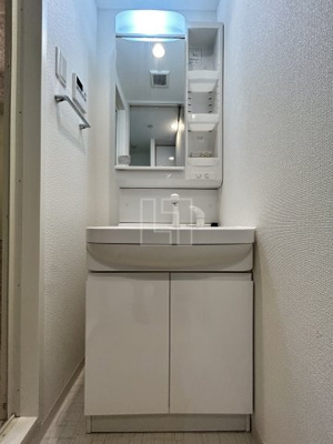 【独立洗面台】 | S-RESIDENCE南堀江 | S-RESIDENCE南堀江（エスレジデンス南堀江）　独立洗面化粧台