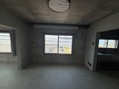 【居間・リビング】 | リゾートビラ西戸崎 | おしゃれな居間です