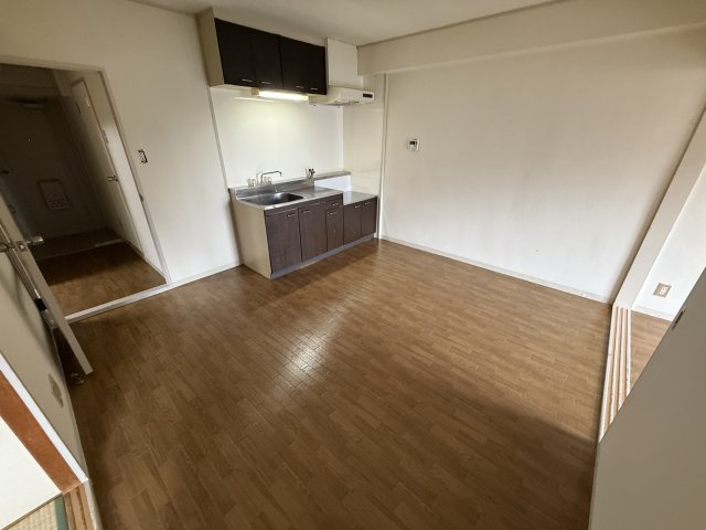 ロイヤルハイツ神田の内装