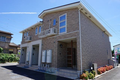 【外観】 | カーサ　アルベロディピノＢ | 外観です