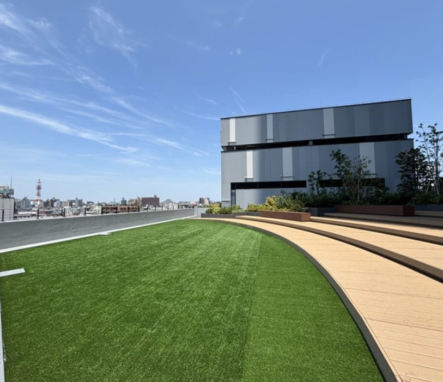 【その他共用部分】 | ザ・タワー十条 | グリーンカーペットによる爽快感が得られます！