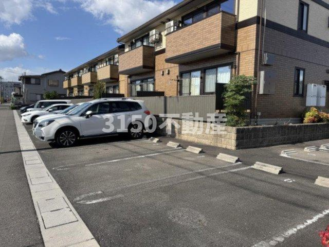 ブランシェ大溝　Aの駐車場