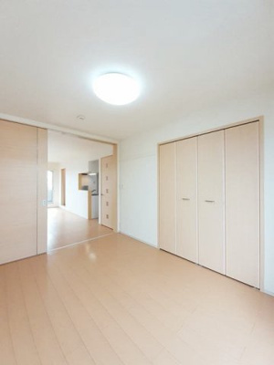 【内装】 | プリムローズ