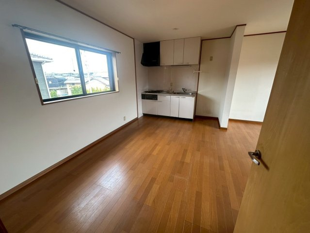 杉山コーポの居間・リビング