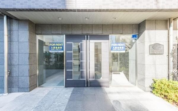 メインステージ亀戸Ⅱのエントランス