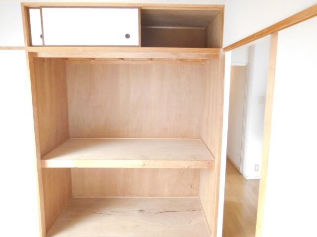 サンワロイヤルマンション2号館の収納