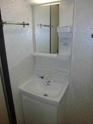 【独立洗面台】 | シャインパレスⅢ | ※写真は別部屋です。現況を優先とします。