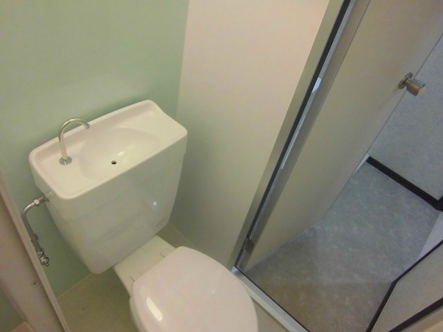 【トイレ】 | シャインパレスⅢ | ※写真は別部屋です。現況を優先とします。
