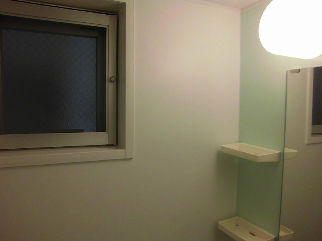 【シャワールーム】 | シャインパレスⅢ | ※写真は別部屋です。現況を優先とします。