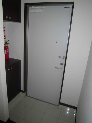 【玄関】 | シャインパレスⅢ | ※写真は別部屋です。現況を優先とします。