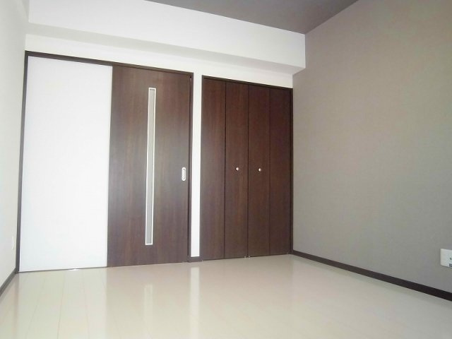 【洋室】 | シャインパレスⅢ | ※写真は別部屋です。現況を優先とします。