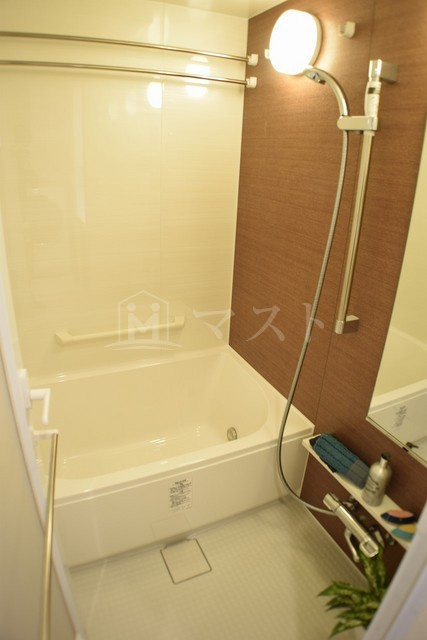 パークアクシス本町の浴室