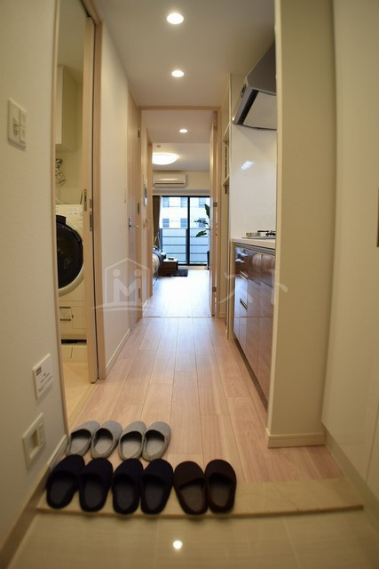 パークアクシス本町の玄関