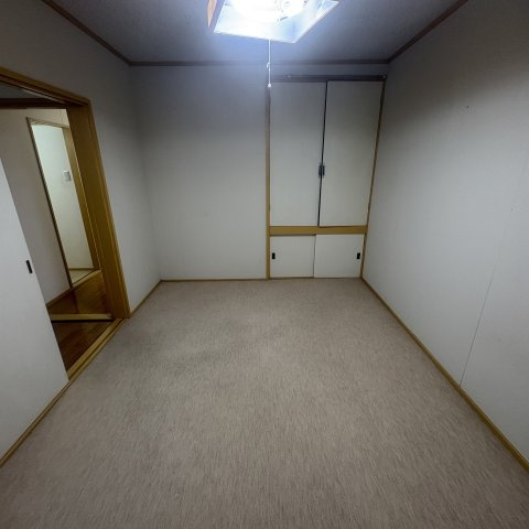 マンション城の寝室