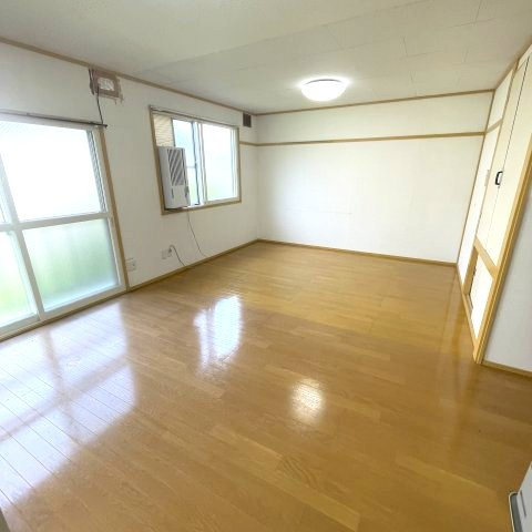 マンション城の居間・リビング