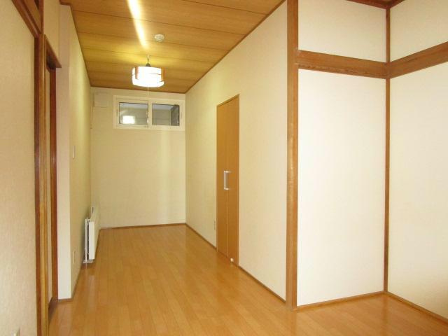 ホワイトハウス（柏木町）の内装