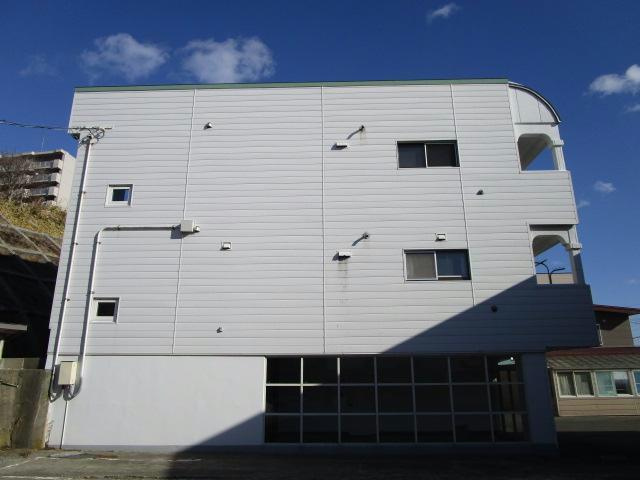 ホワイトハウス（柏木町）の外観