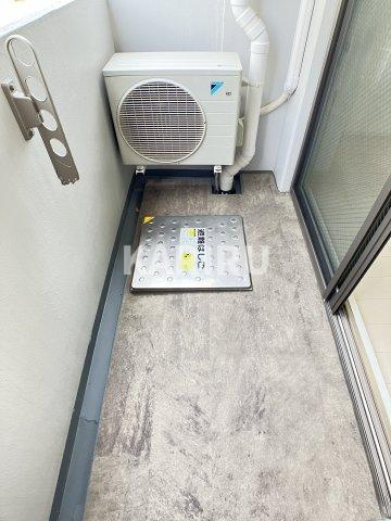 ウエンズ玉造ESTのバルコニー