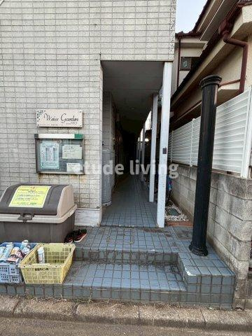 ワイズガーデンのエントランス