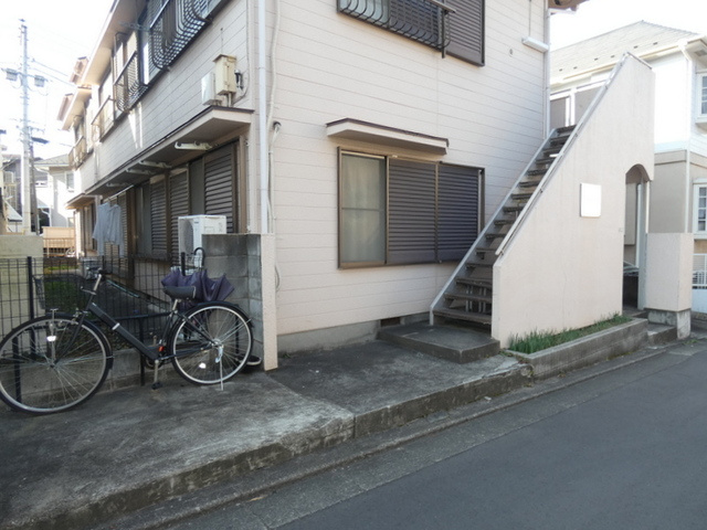 コナガヤコーポのエントランス|★エントランス★