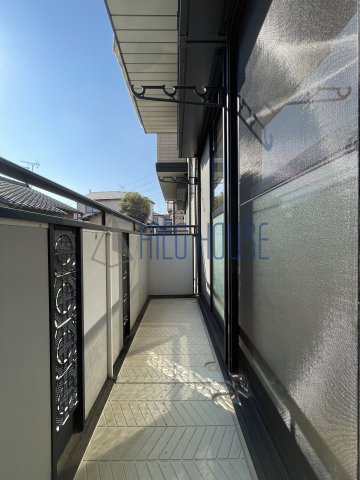 レフィナードAのバルコニー