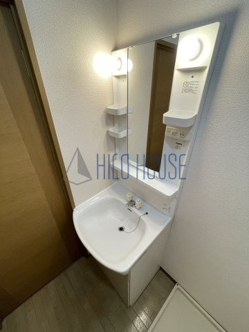 レフィナードAの洗面所