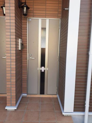 熊本市中央区黒髪６丁目のアパートのエントランス|エントランスです