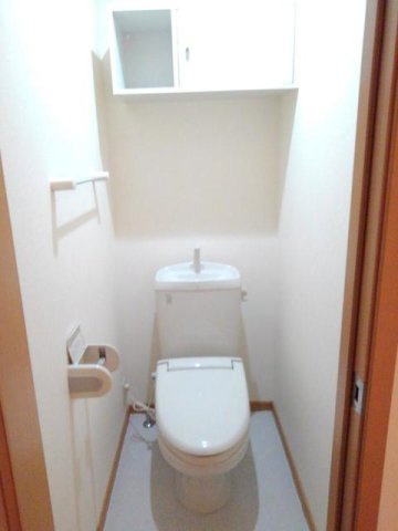 熊本市中央区黒髪６丁目のアパートのトイレ|トイレです